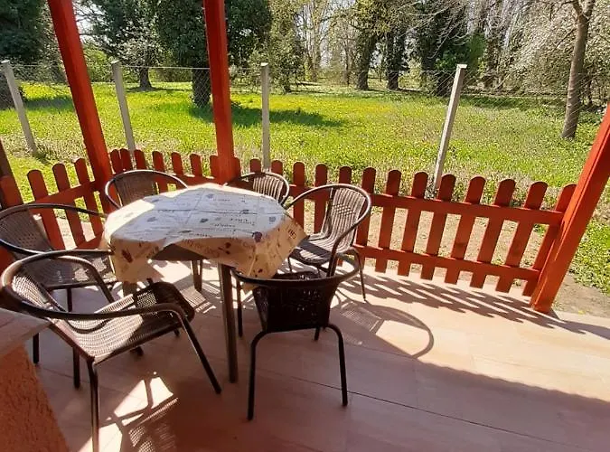 Nárcisz Apartman